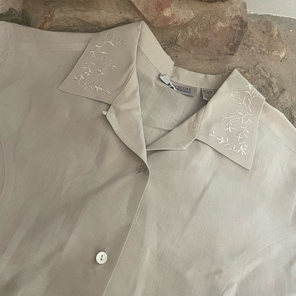 Karen Scott Khaki Blouse with Floral Embroidery
